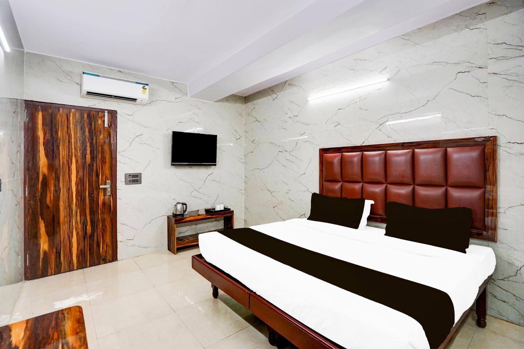 O Shyam Kunj Hotel New Delhi