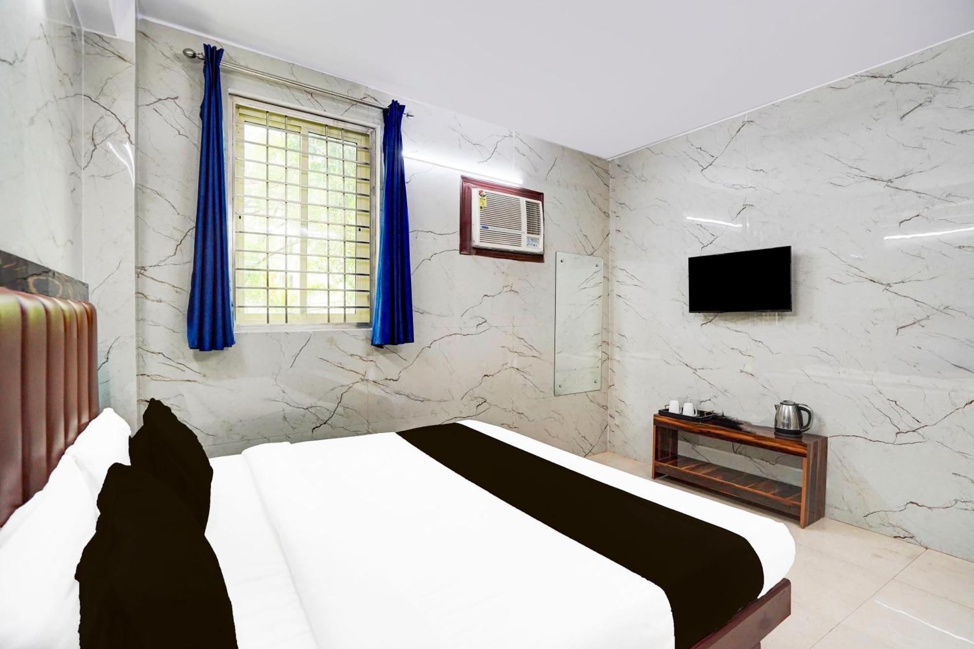 O Shyam Kunj Hotel New Delhi